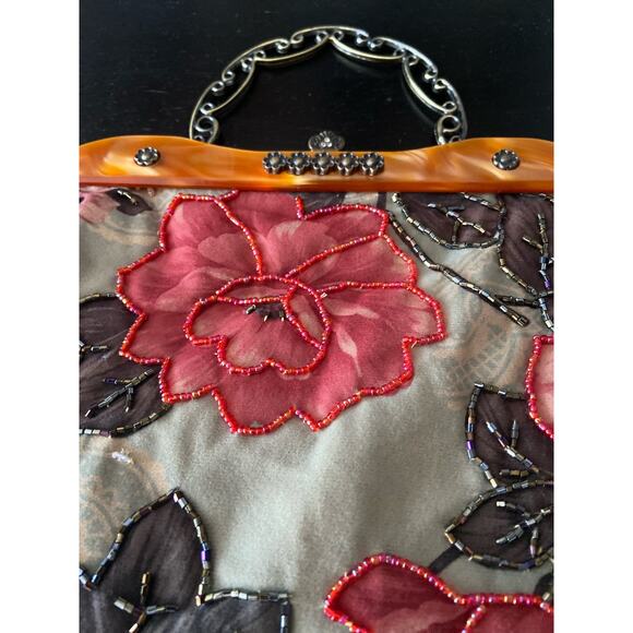 Vintage Floral Handbag w/Chain Strap & Mother-of-Pearl Trim - Picture 4 of 16